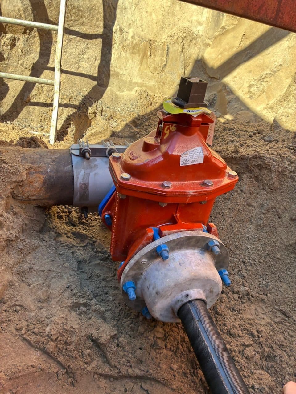 Gallery photos for Efficient 8x8 Wet Tap in Champlin: Image #1